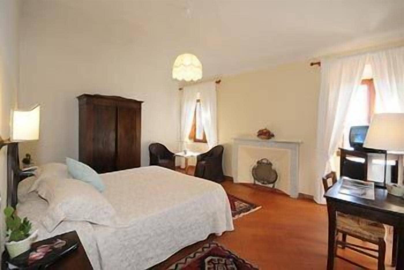 Albergo Duomo Montepulciano Stazione Екстериор снимка