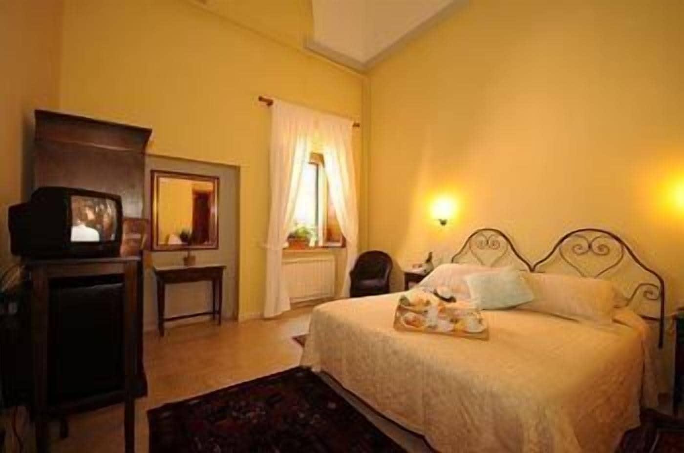 Albergo Duomo Montepulciano Stazione Екстериор снимка