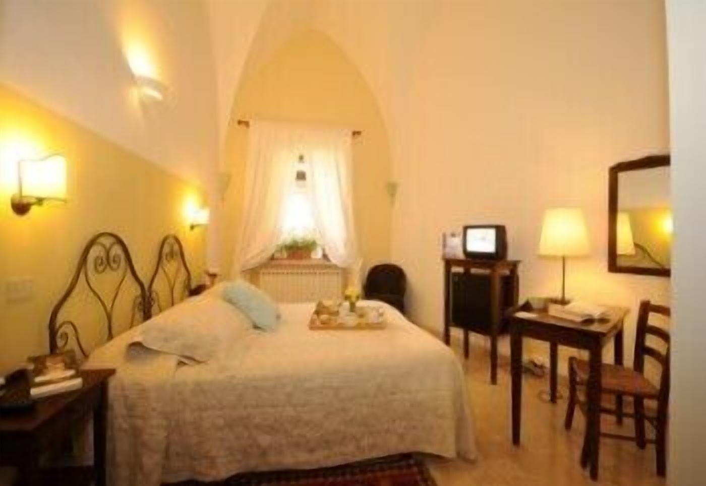 Albergo Duomo Montepulciano Stazione Екстериор снимка